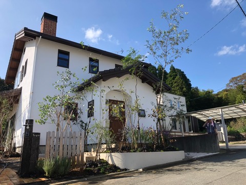 筑紫野市　都甲邸植栽_191007_0001